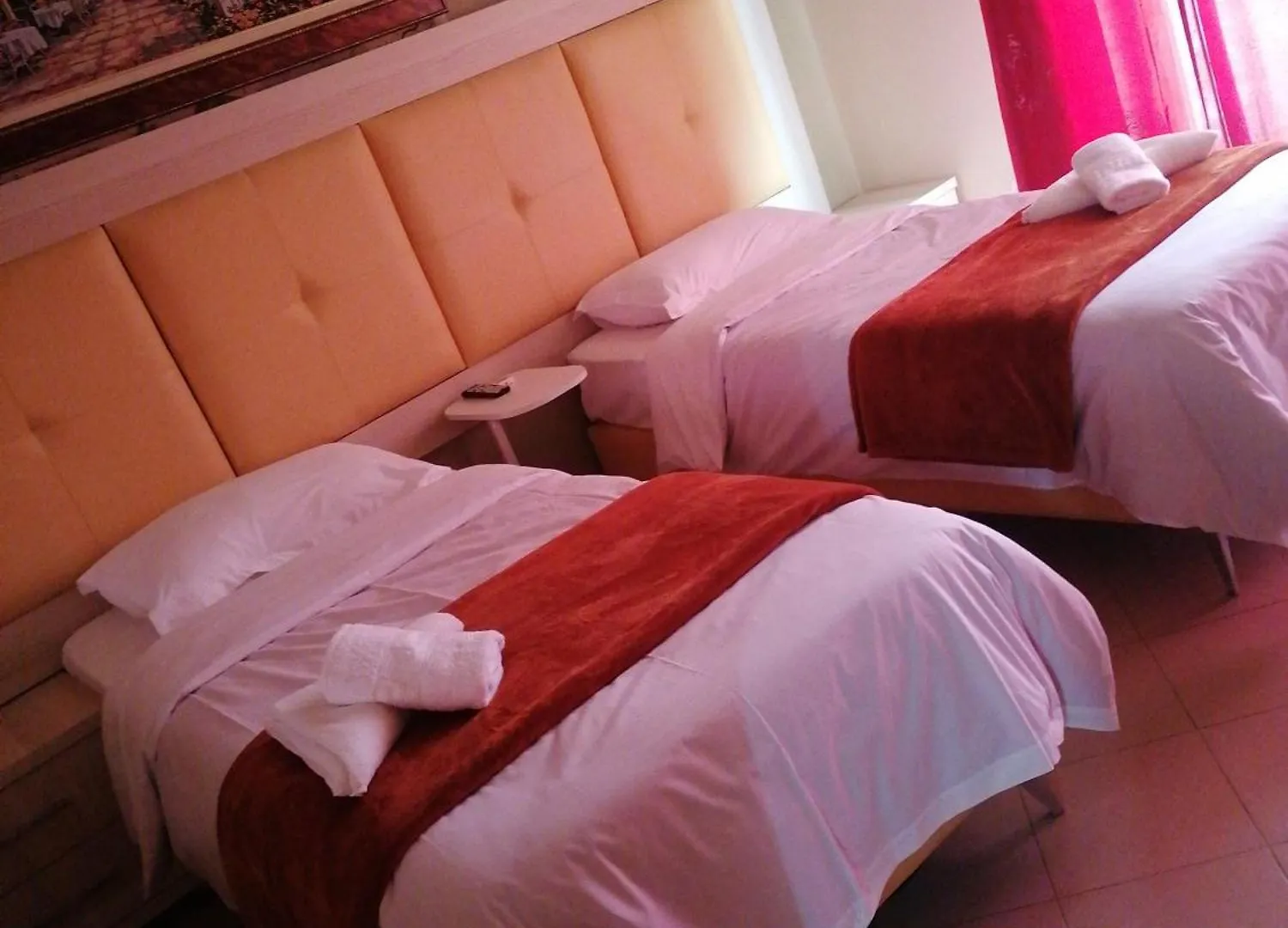 Hostel Mania Fier 0*,  Albanien